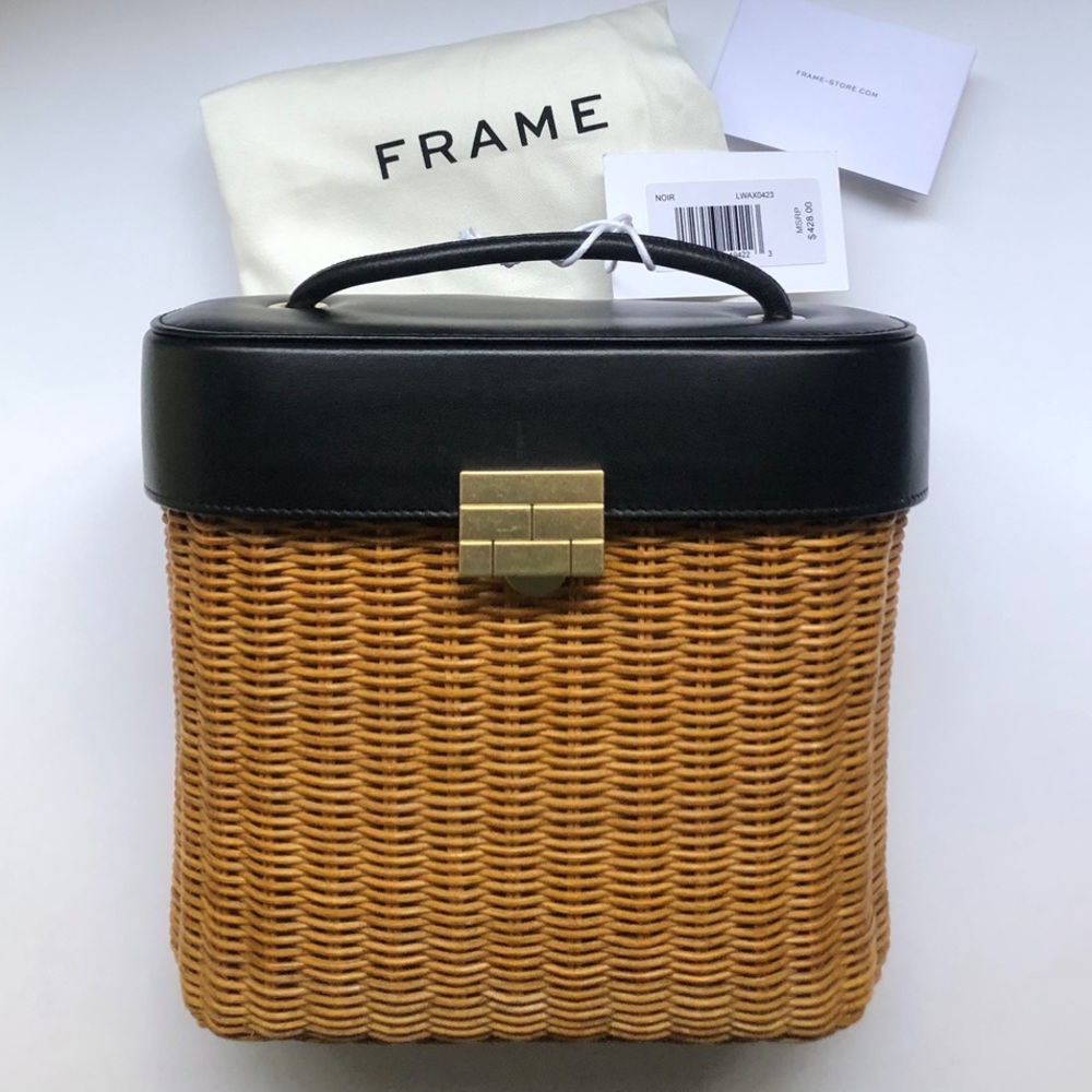 NEW FRAME MADE IN ITALY Wicker Crossbody